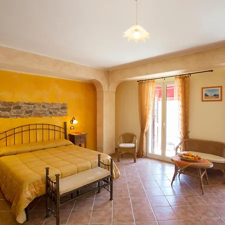 Sikania Suite-3
